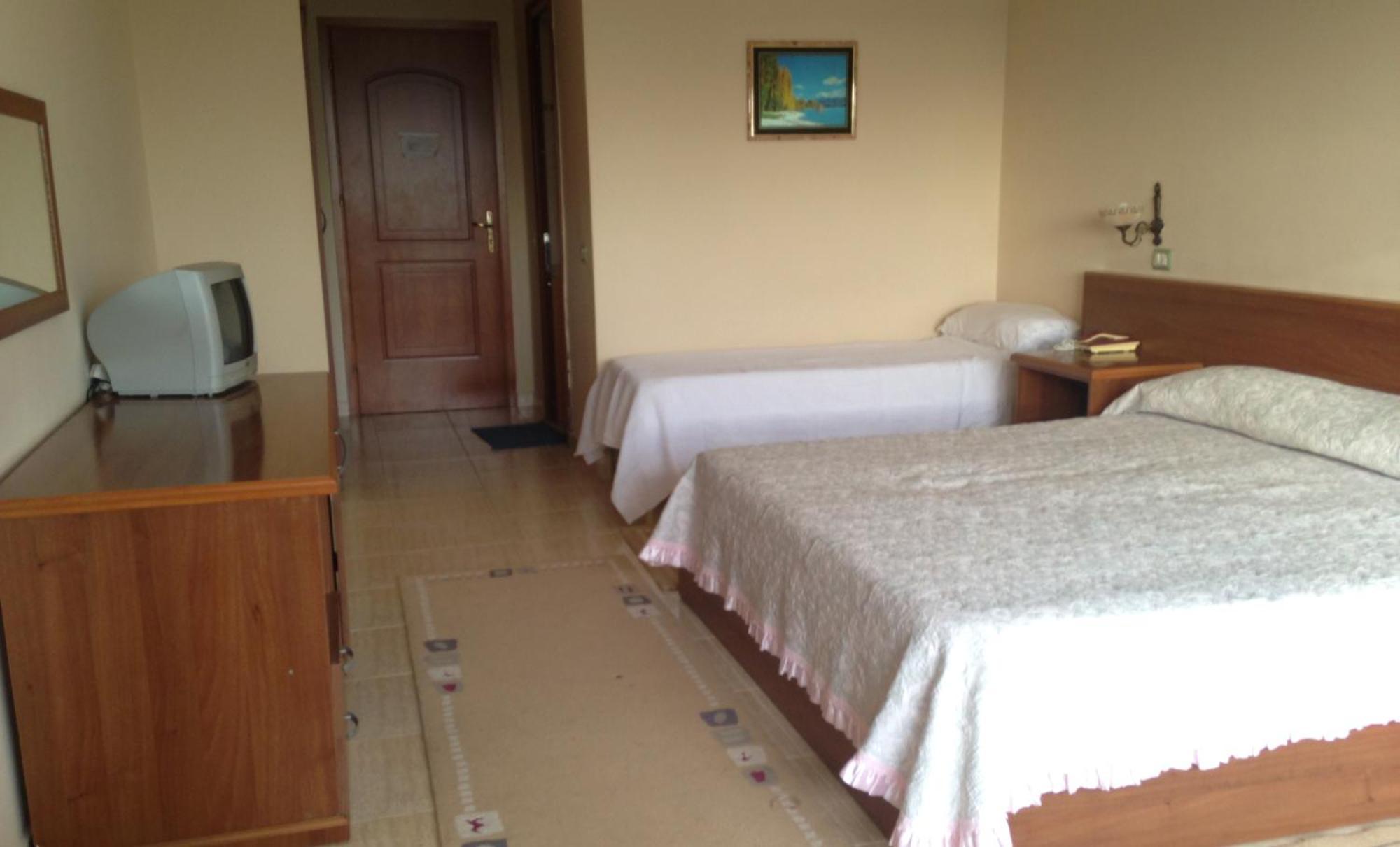 Akropoli Hotel Kryemëdhej Zimmer foto